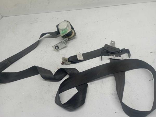 CEINTURE ARRIERE CENTRE NISSAN - Vue 1